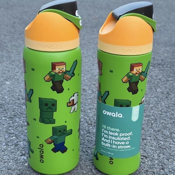 Термобутылка Owala FreeSip Minecraft Green 945 мл (Special Edition) 1767 фото