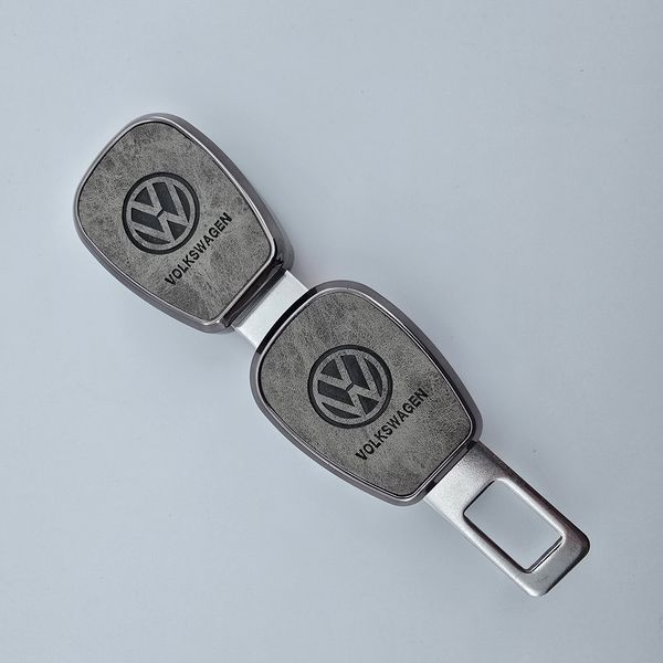 Заглушка переходник ремня безопасности с логотипом Volkswagen 1 шт 1136 фото