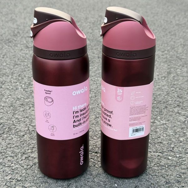 Бутылка для воды Owala FreeSip 945 мл (32 oz) Cherry Red (Вишнево-красная) из нержавеющей стали 1821 фото